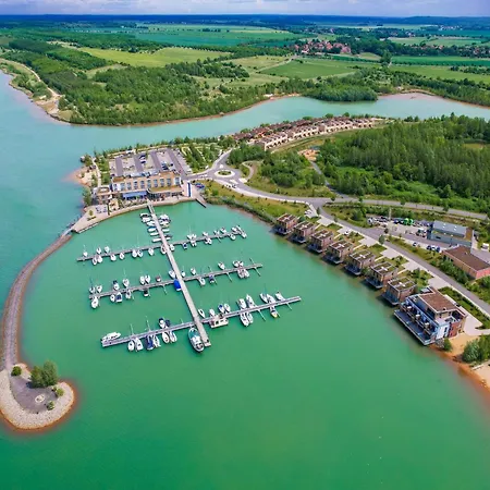 Luxurioese Am Stoermthaler